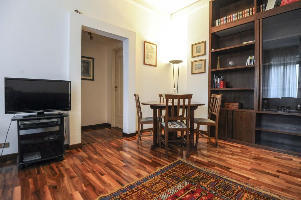 Appartamento Milano Brera District Esterno foto