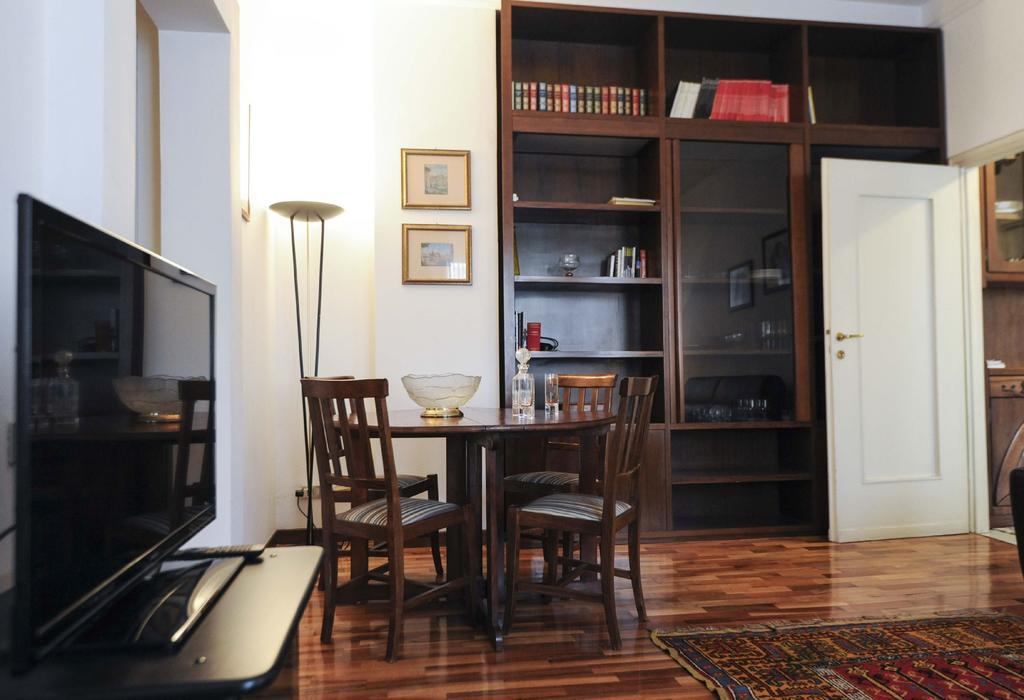 Appartamento Milano Brera District Esterno foto